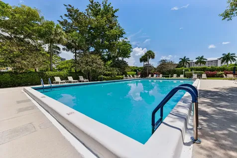 4020 W Palm Aire Drive Pompano Beach FL 33069