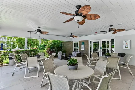 4020 W Palm Aire Drive Pompano Beach FL 33069