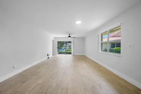 6371 Boca Circle Boca Raton FL 33433