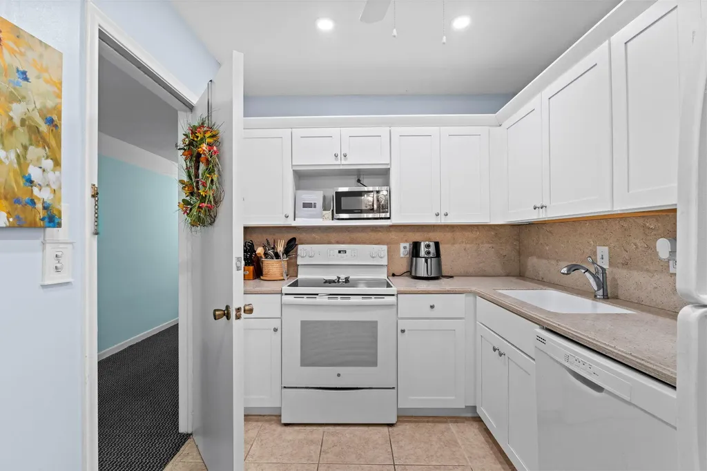 400 S Cypress Road Pompano Beach FL 33060