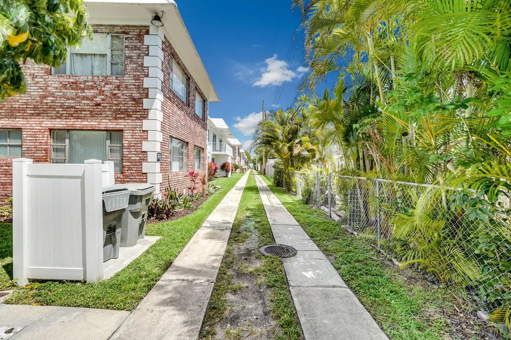 400 S Cypress Road Pompano Beach FL 33060