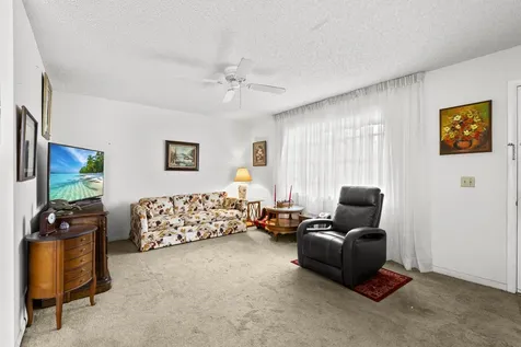 362 Burgundy H Delray Beach FL 33484