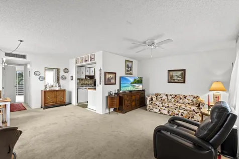 362 Burgundy H Delray Beach FL 33484