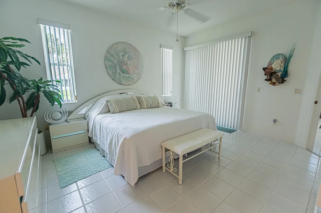 517 NW Galatone Court Port St Lucie FL 34986
