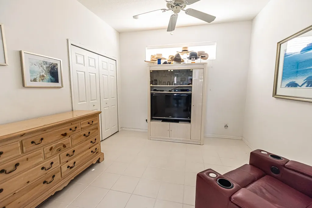 517 NW Galatone Court Port St Lucie FL 34986