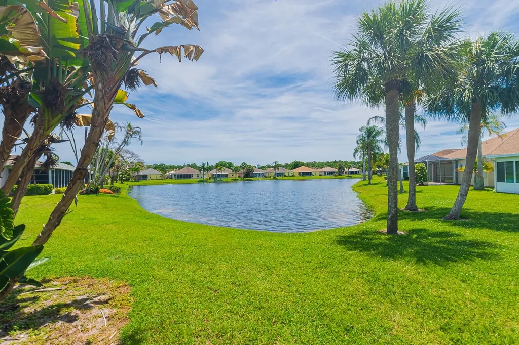 517 NW Galatone Court Port St Lucie FL 34986