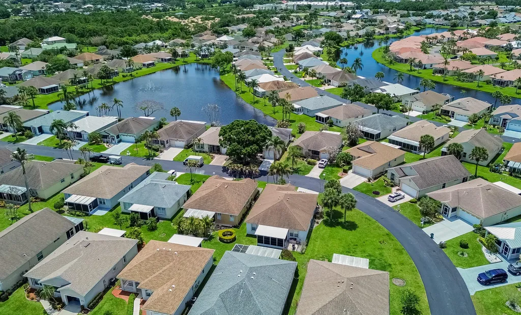 517 NW Galatone Court Port St Lucie FL 34986