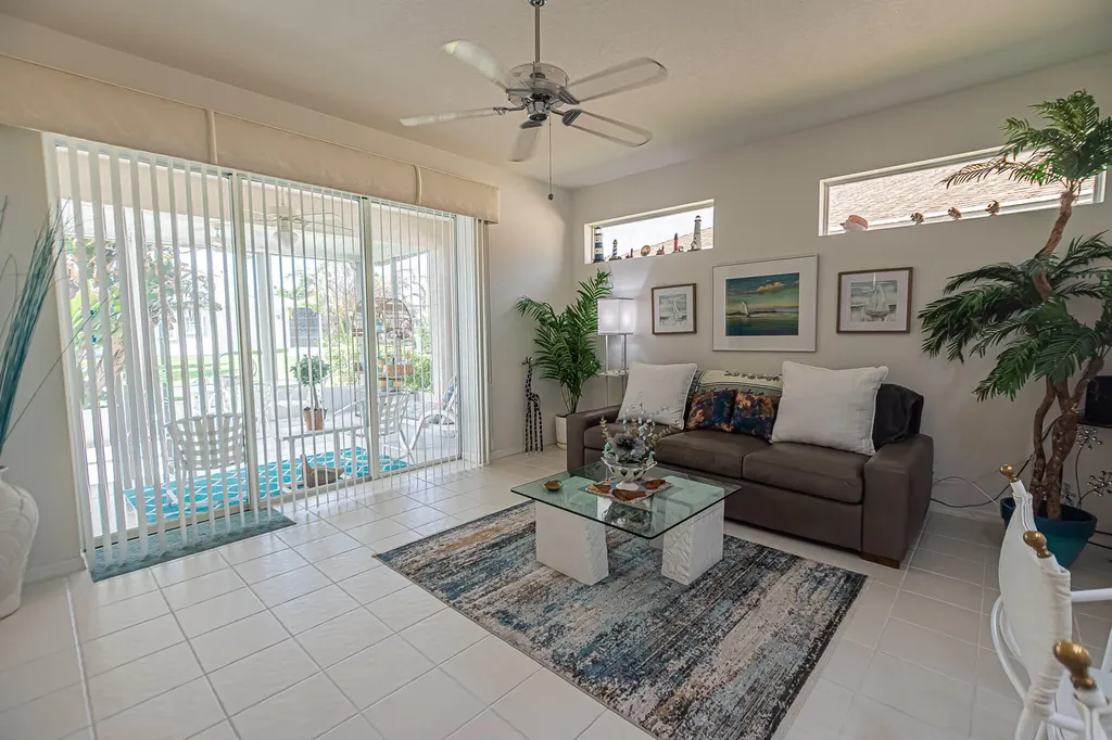 517 NW Galatone Court Port St Lucie FL 34986