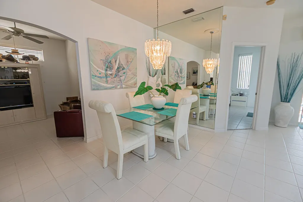 517 NW Galatone Court Port St Lucie FL 34986