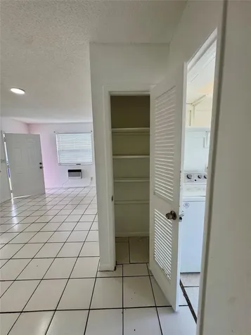 147 W 17th Street Riviera Beach FL 33404