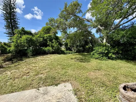 147 W 17th Street Riviera Beach FL 33404