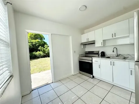 147 W 17th Street Riviera Beach FL 33404