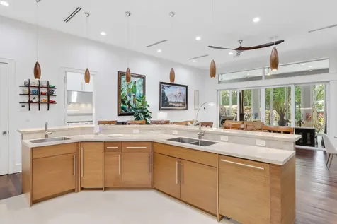 1313 Seabreeze Boulevard Fort Lauderdale FL 33316