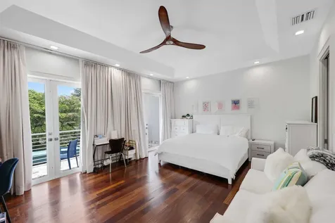 1313 Seabreeze Boulevard Fort Lauderdale FL 33316