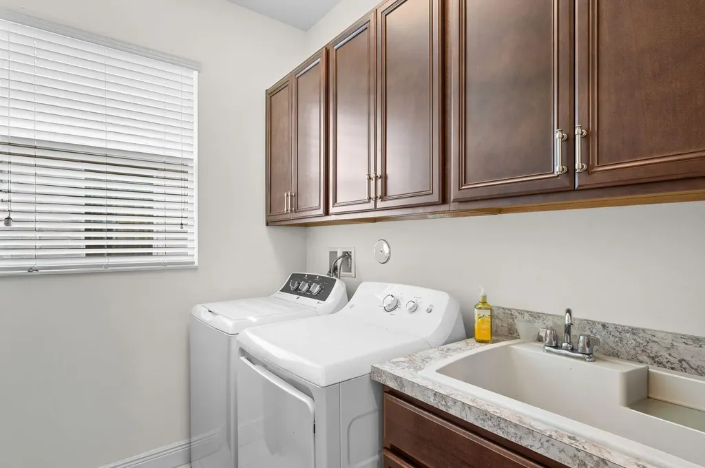 10256 SW Indian Lilac Trail Port St Lucie FL 34987