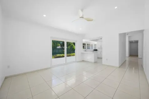 9515 SW 118th Court Miami FL 33186