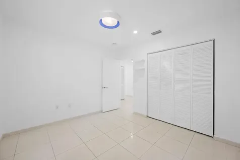9515 SW 118th Court Miami FL 33186