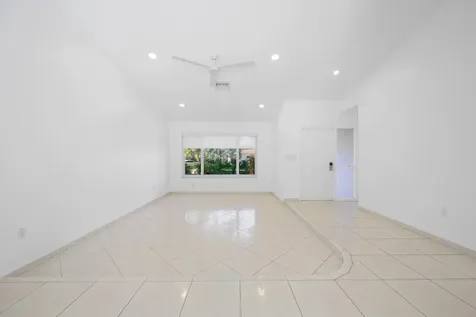 9515 SW 118th Court Miami FL 33186