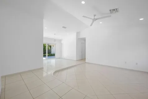 9515 SW 118th Court Miami FL 33186