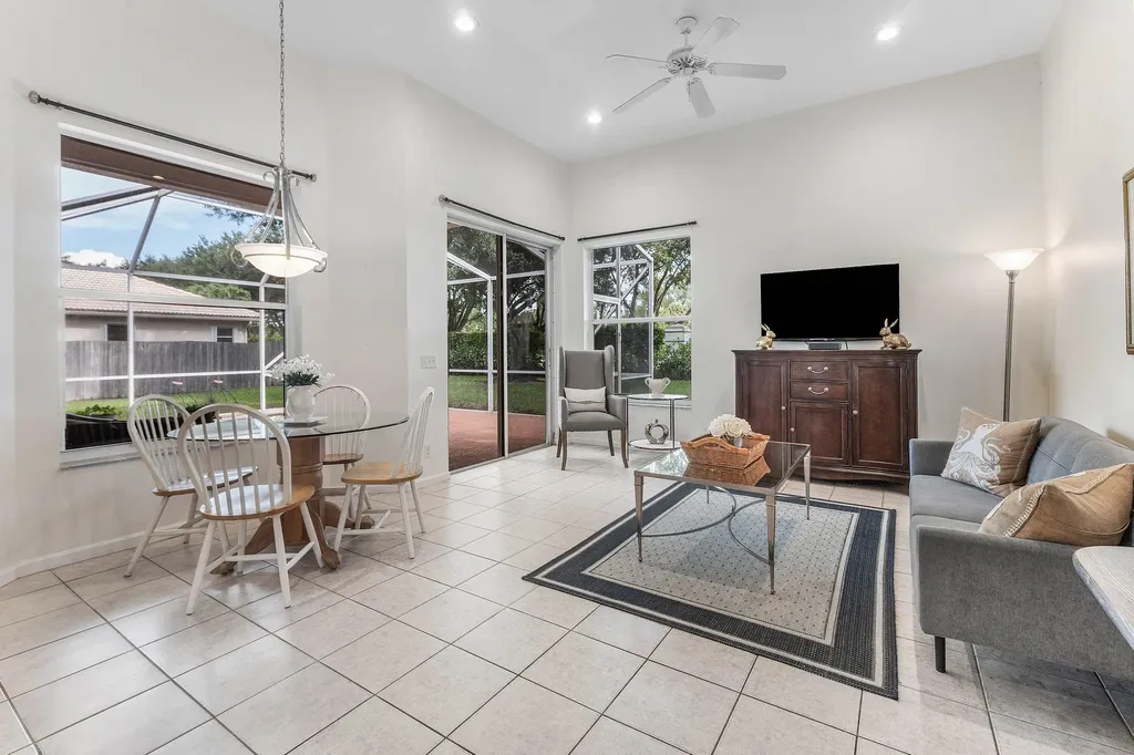 4378 Danielson Drive Lake Worth FL 33467