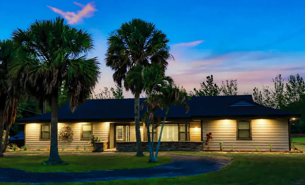 1464 Clydesdale Drive The Acreage FL 33470