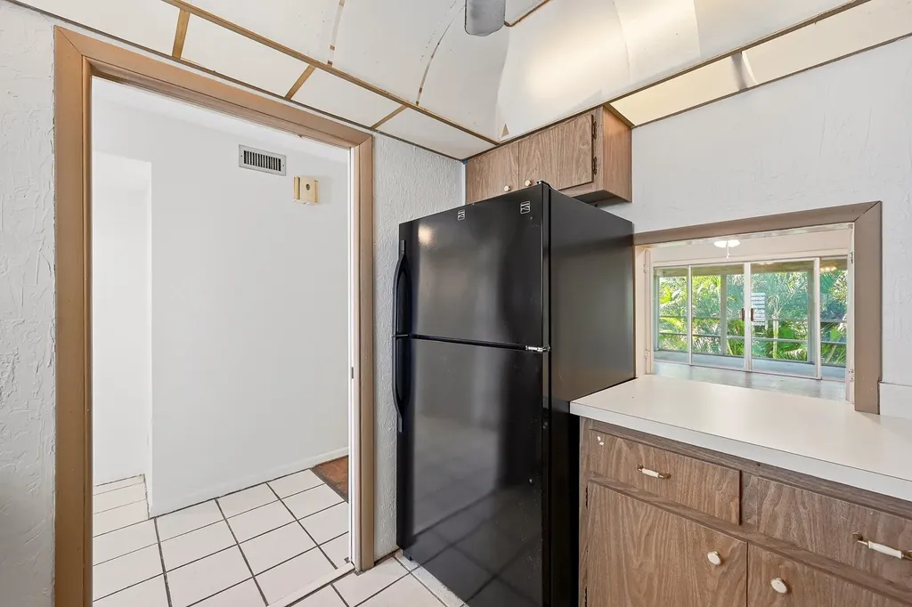 2160 NE 36th Street Lighthouse Point FL 33064