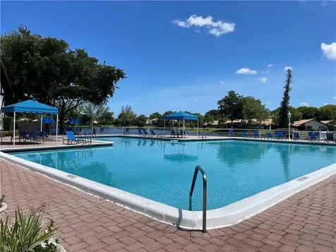 3660 Inverrary Drive Lauderhill FL 33319