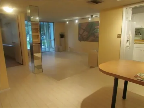 3660 Inverrary Drive Lauderhill FL 33319