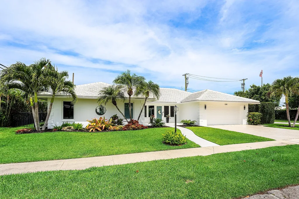 1298 Walnut Terrace Boca Raton FL 33486