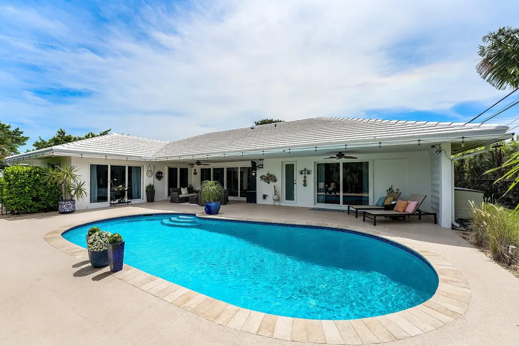 1298 Walnut Terrace Boca Raton FL 33486