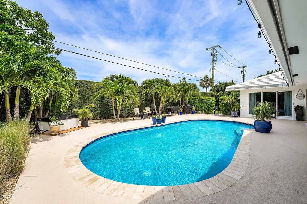 1298 Walnut Terrace Boca Raton FL 33486