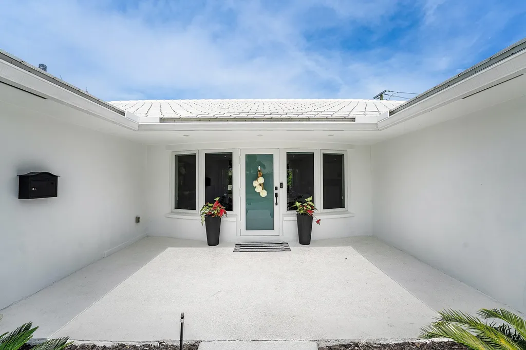1298 Walnut Terrace Boca Raton FL 33486