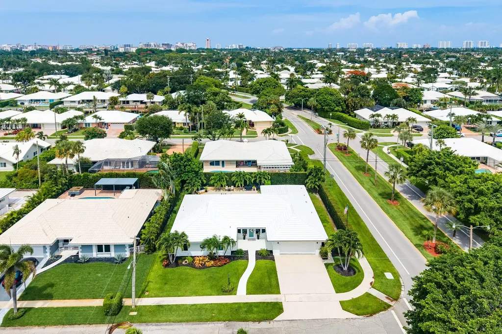 1298 Walnut Terrace Boca Raton FL 33486