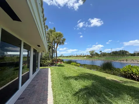 10860 Tamarisk Trail Boynton Beach FL 33436