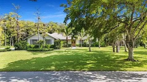 8165 NW 47th Drive Coral Springs FL 33067