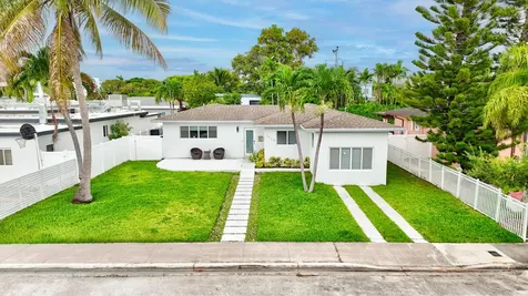 7528 Buccaneer Avenue North Bay Village FL 33141