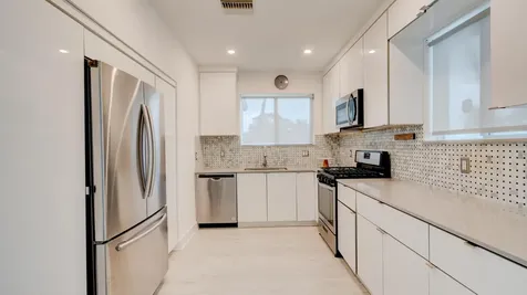 7528 Buccaneer Avenue North Bay Village FL 33141