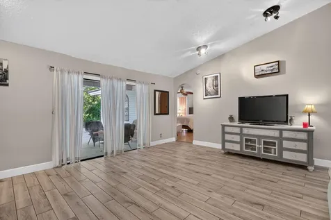 10873 NW 10th Place Coral Springs FL 33071