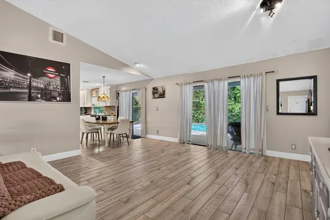 10873 NW 10th Place Coral Springs FL 33071