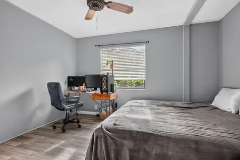10873 NW 10th Place Coral Springs FL 33071