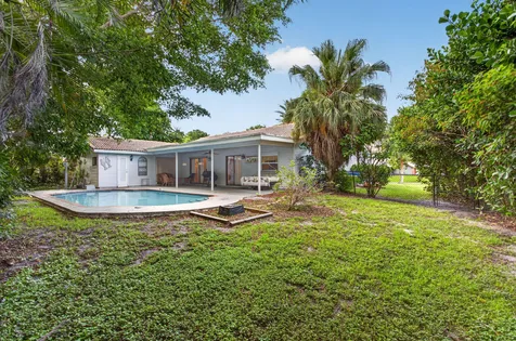 10873 NW 10th Place Coral Springs FL 33071