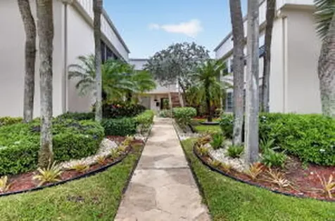 133 Capri Delray Beach FL 33484