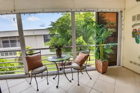 133 Capri Delray Beach FL 33484