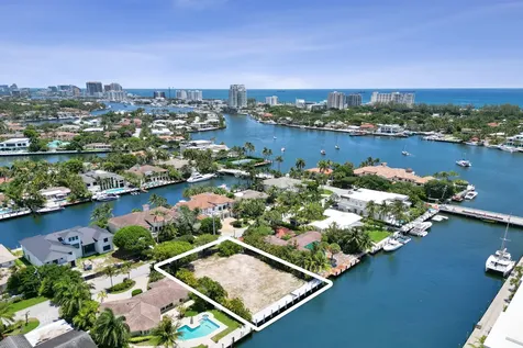 2552 Mercedes Drive Fort Lauderdale FL 33316