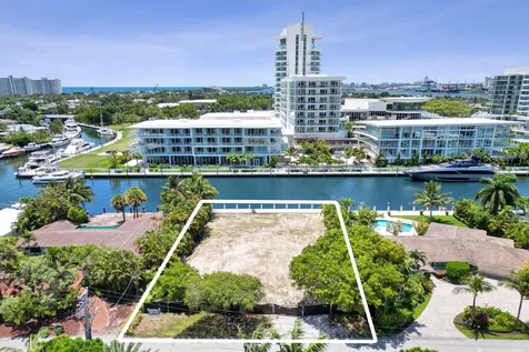 2552 Mercedes Drive Fort Lauderdale FL 33316