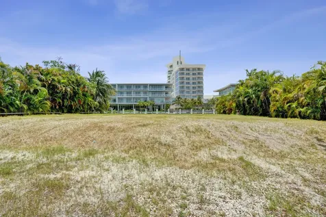 2552 Mercedes Drive Fort Lauderdale FL 33316