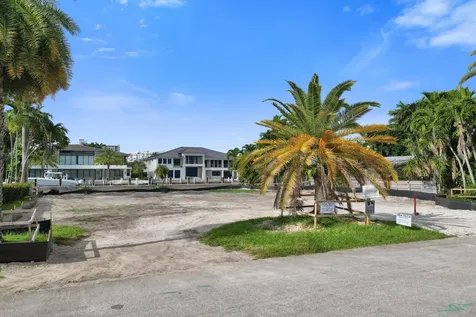 26 Pelican Drive Fort Lauderdale FL 33301