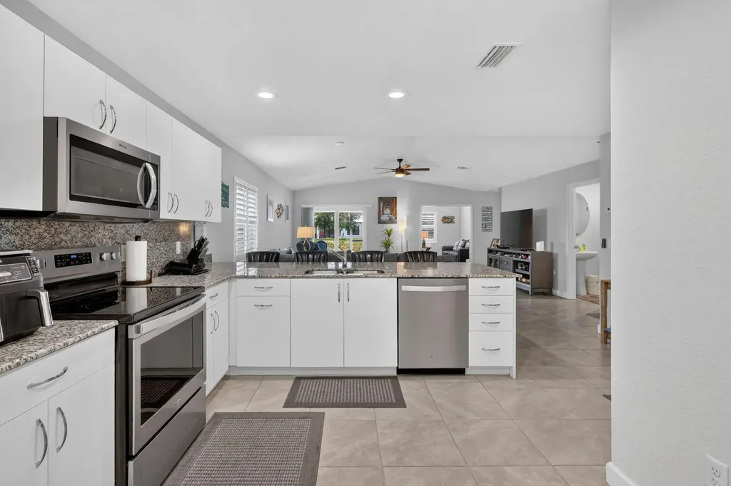 38 Spanish Way Port St Lucie FL 34952