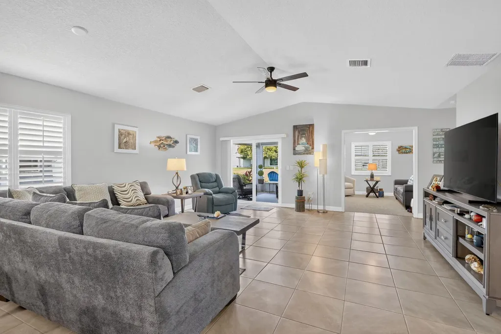 38 Spanish Way Port St Lucie FL 34952