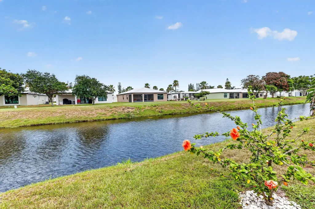 38 Spanish Way Port St Lucie FL 34952